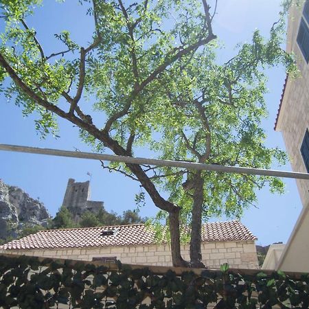 Appartement House Nataniel In Omis Near Sea Extérieur photo