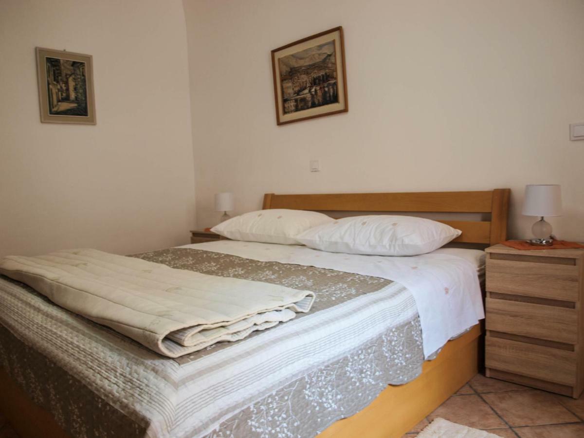 Appartement House Nataniel In Omis Near Sea Extérieur photo