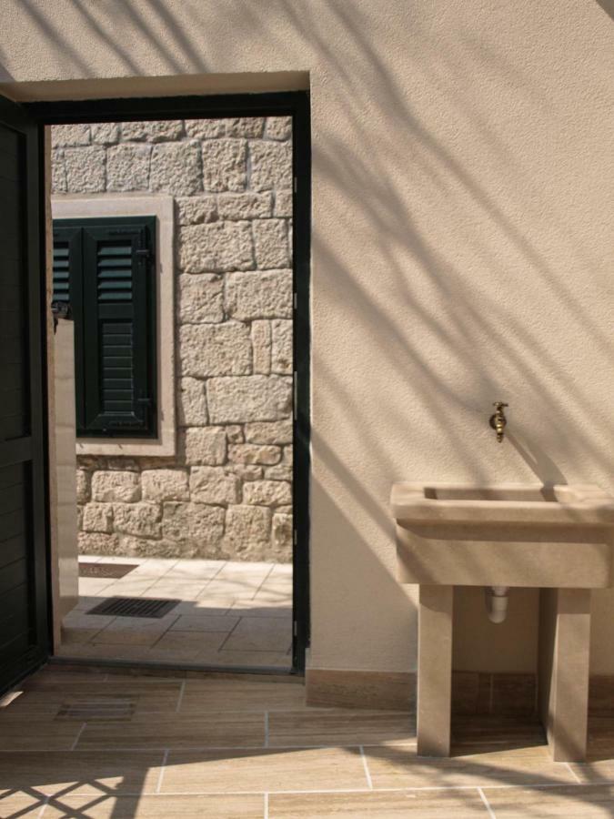 Appartement House Nataniel In Omis Near Sea Extérieur photo